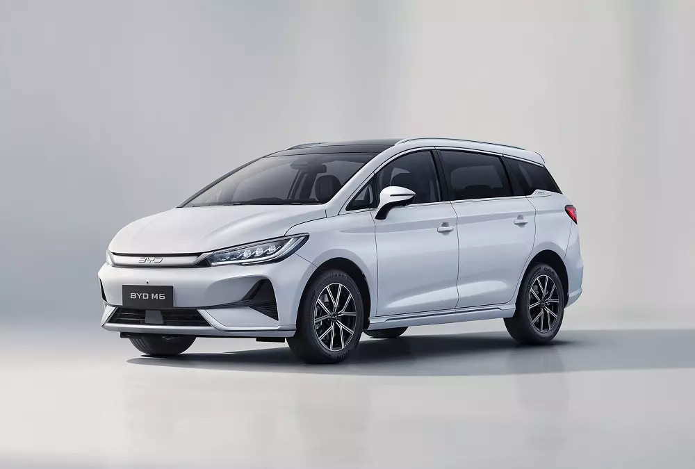 Thông Số Kỹ Thuật BYD M6: Đánh Giá Chi Tiết, Toàn Diện Nhất [Năm 2025]