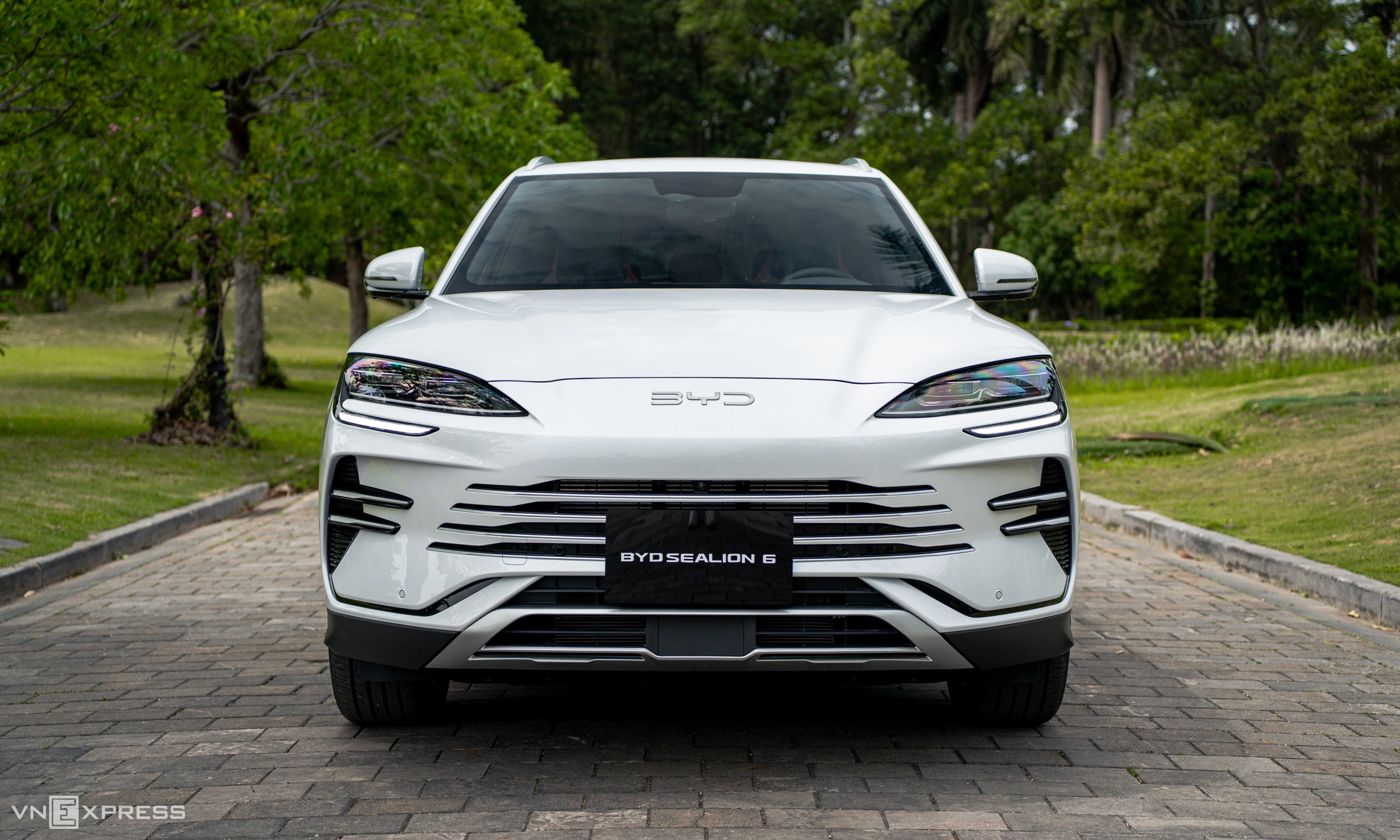 Thông Số Kỹ Thuật Xe BYD Sealion 6: Đánh Giá Chi Tiết Nhất 2025